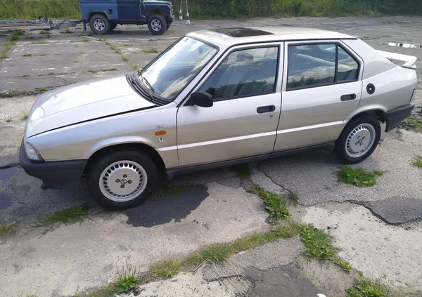 alfa romeo lubelskie Alfa Romeo 33 cena 13300 przebieg: 85000, rok produkcji 1988 z Żyrardów